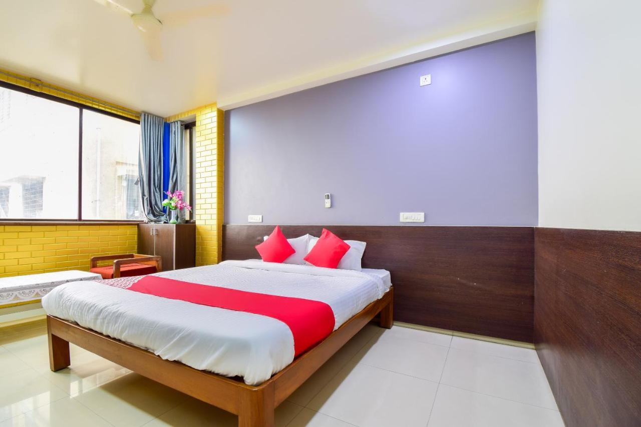 Oyo 67509 Hotel Tukson Narayangaon Exterior foto